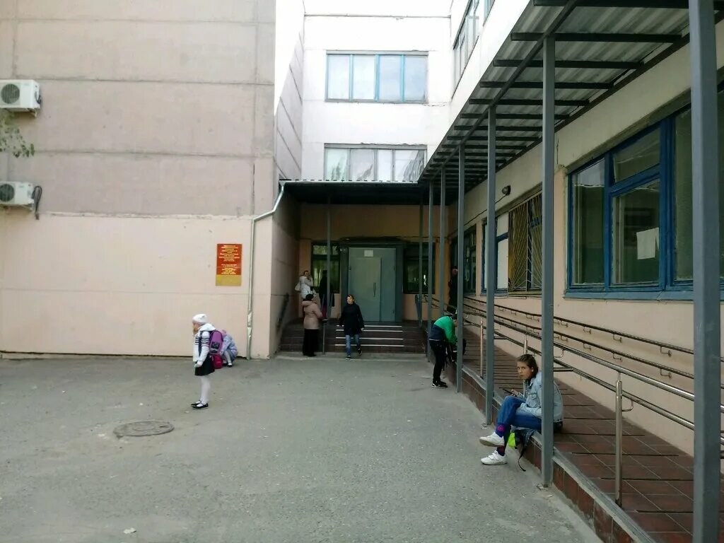 51 школа волгоград спартановка. Школа 51 орел. Лицей номер 7 волгоград. Моу 51 волгоград. 40 школа волгоград жилгородок.
