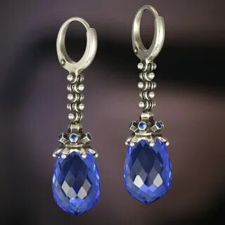 Серебряные серьги с синим камнем