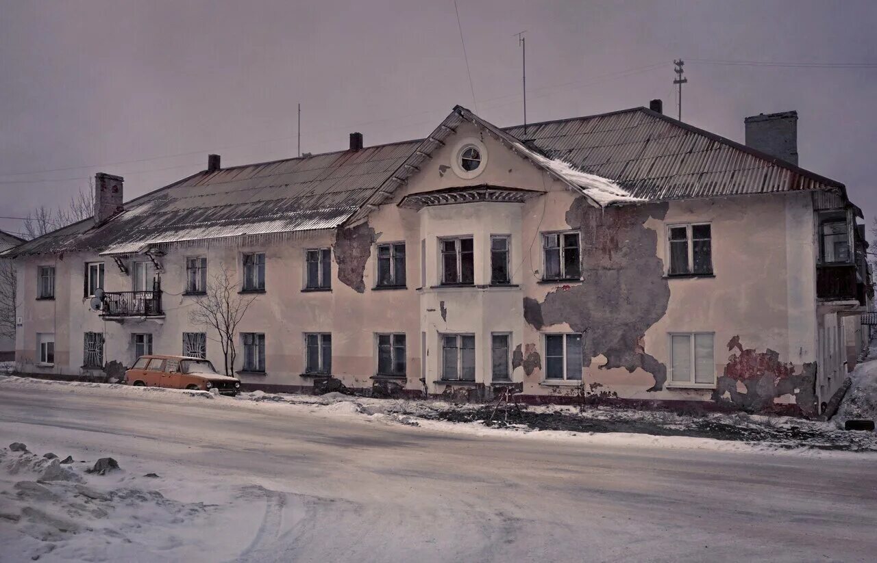 Погода никель мурманской норвежский сайт. Никель Мурманская область. Пгт никель Мурманской области. Никель поселок. Посёлок городского типа никель.