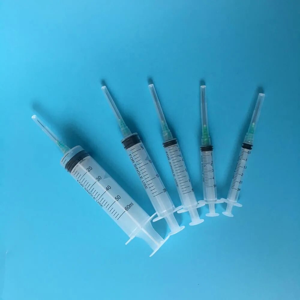 Шприц 5 мл какая игла. Luer slip шприцы. шприц луер слип. шприц luer lock 2,5 ml. шприц 1 мл луер слип.
