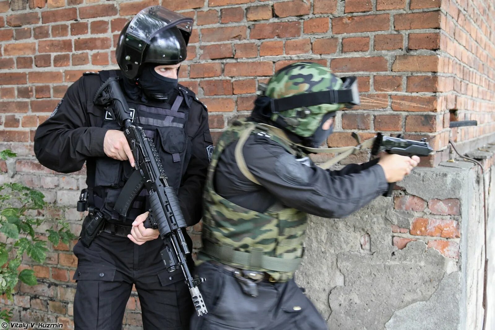 Собр булат росгвардии. Собр на аву. Собр и другие. Собр и другие. Московский собр омон.