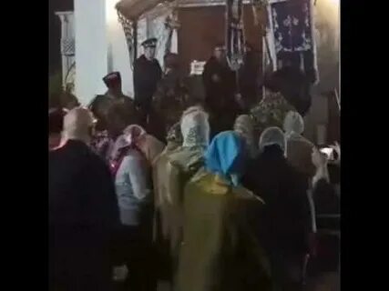 Никто нас в церкви не венчал