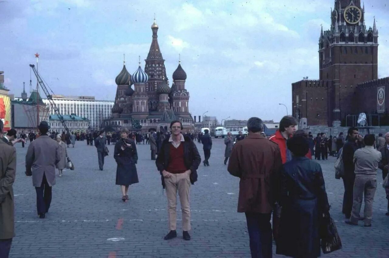 Москва 1982 фото. Москва 1982 год. москва красная площадь 1982. 82 год москва. 1982 год фото.