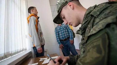 Сколько человек подписало контракт в 2023
