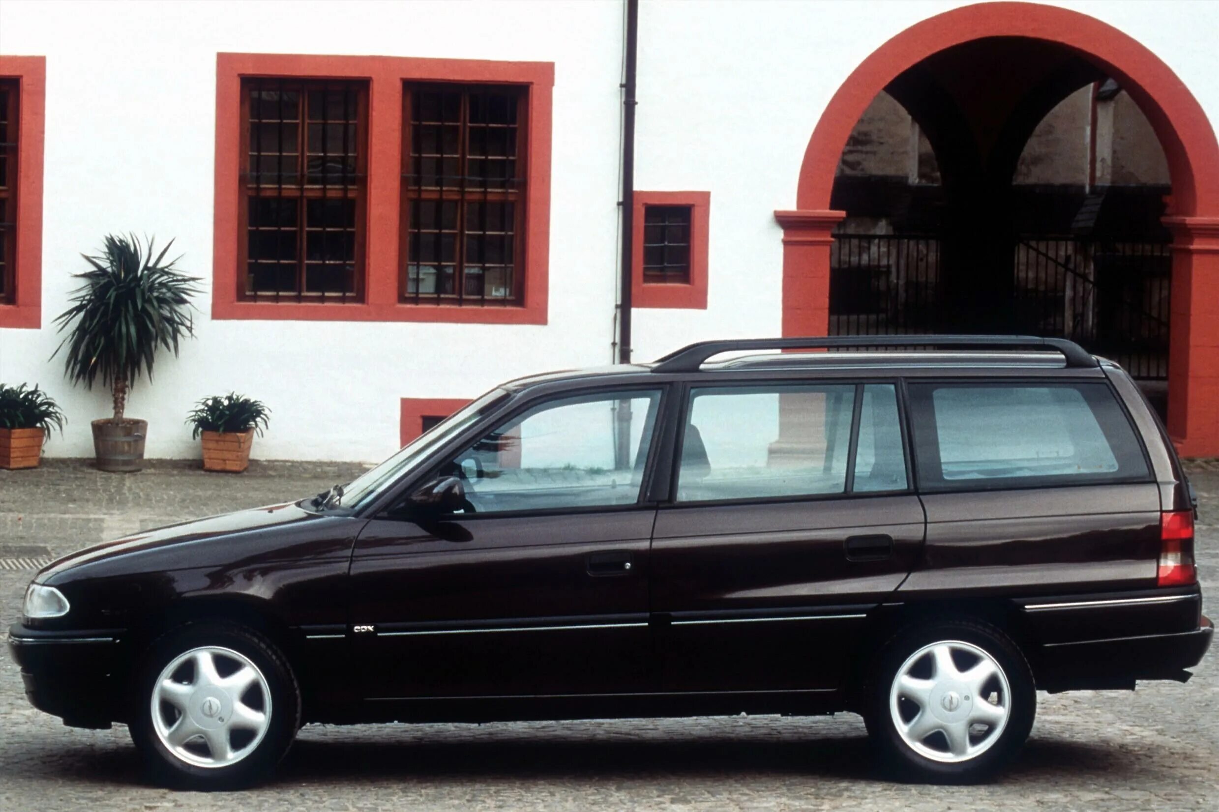 Opel Astra 1994 универсал. Опель Astra f 1995 универсал. Opel Astra f 1998 универсал.