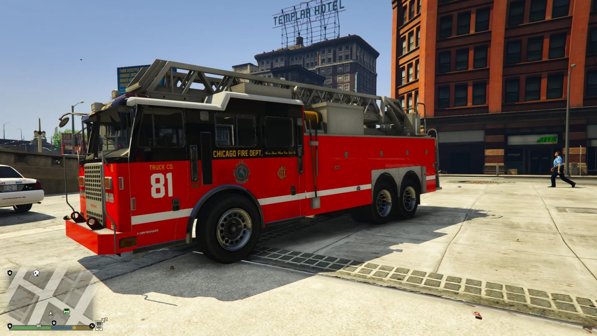 Гта 5 пожарная машина. Firetruck GTA 5. GTA 5 Fire Department. GTA 5 пожарная машина. ГТА 5 пожарные.