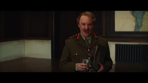 Бесславные ублюдки август