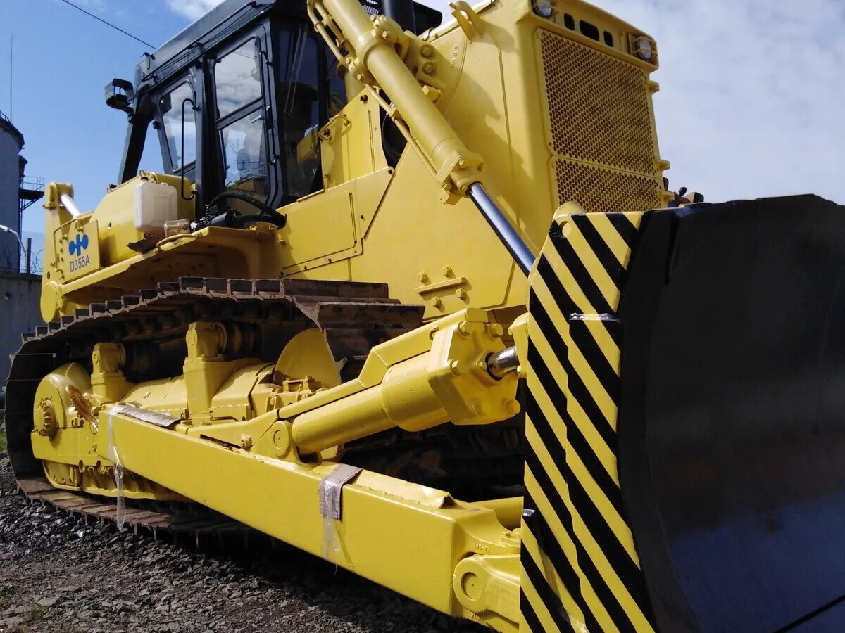 Руководство бульдозер. Бульдозер Komatsu d355a. Камацу 355 д бульдозер. Комацу бульдозер d30. Комацу 450 бульдозер.