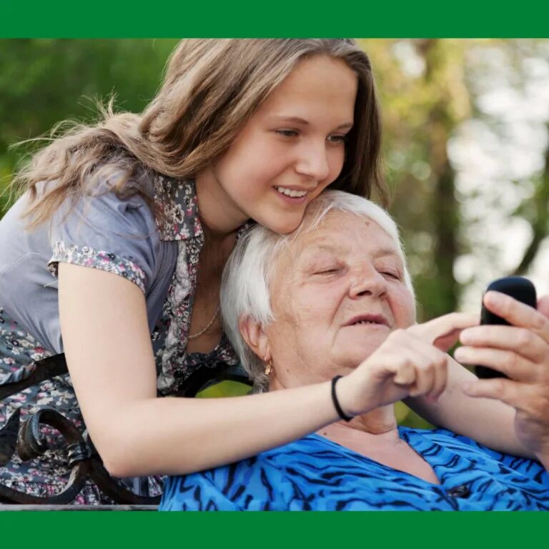 Содержание пенсионеров детьми. Бабушка и внуки. Бабушка дедушка и внуки. Выплаты детям инвалидам в 2022. Частный дом для пожилых людей.