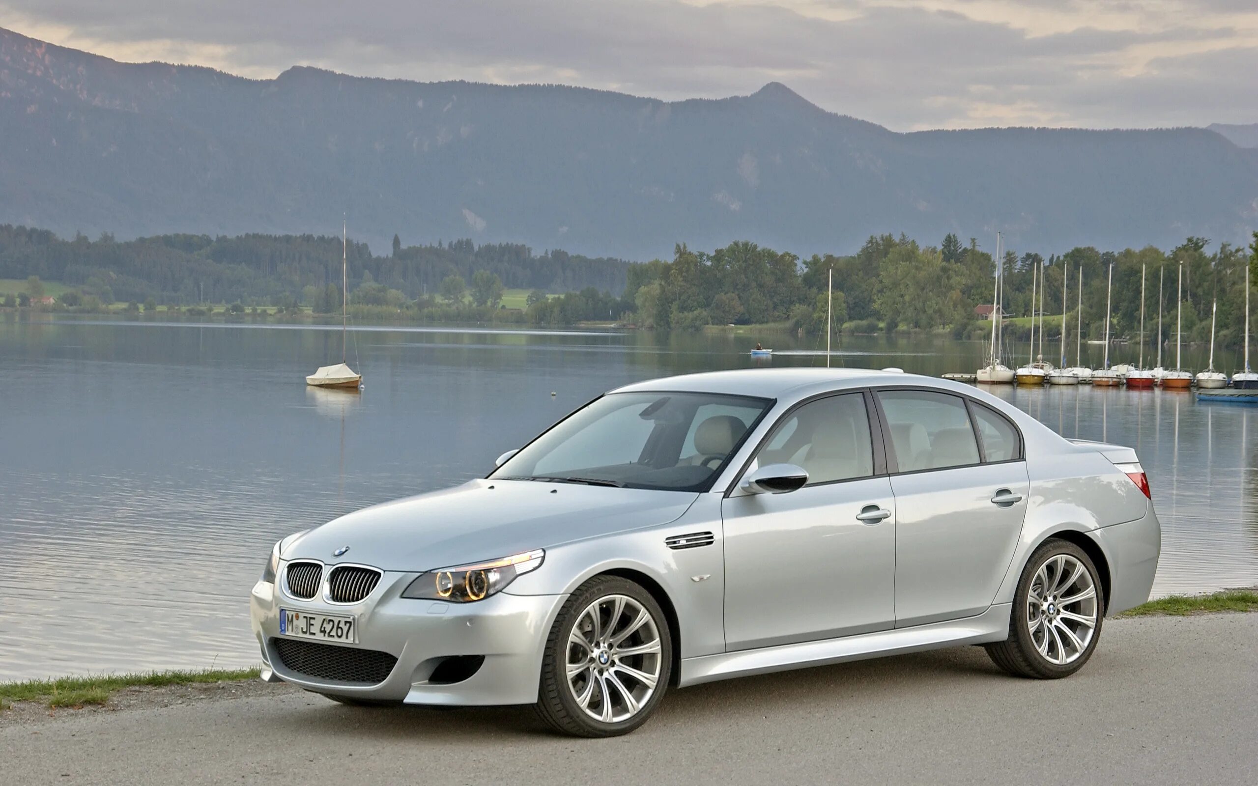 Е60 2005. BMW m5 e60. BMW 5 e60. BMW m5 e60 2004. БМВ 5 е60.