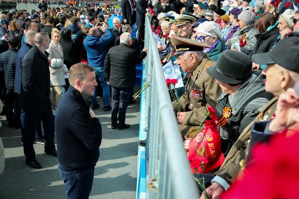 Программа на 9 мая санкт петербург. Парад 9 мая в санкт-петербурге. парад 9 мая спб. парад в питере на 9 мая 2025. торжественные мероприятия в спб 9 мая.