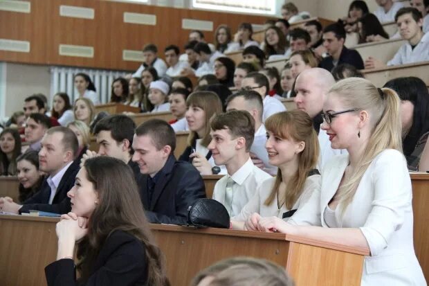 Абитуриенты воронежа. Воронежский государственный медицинский университет им. Бурденко. Медицинский колледж Воронеж Бурденко. ВГМУ им. н. н. Бурденко , выпуск 2013 года. Воронежской медицинский университет имени Бурков.