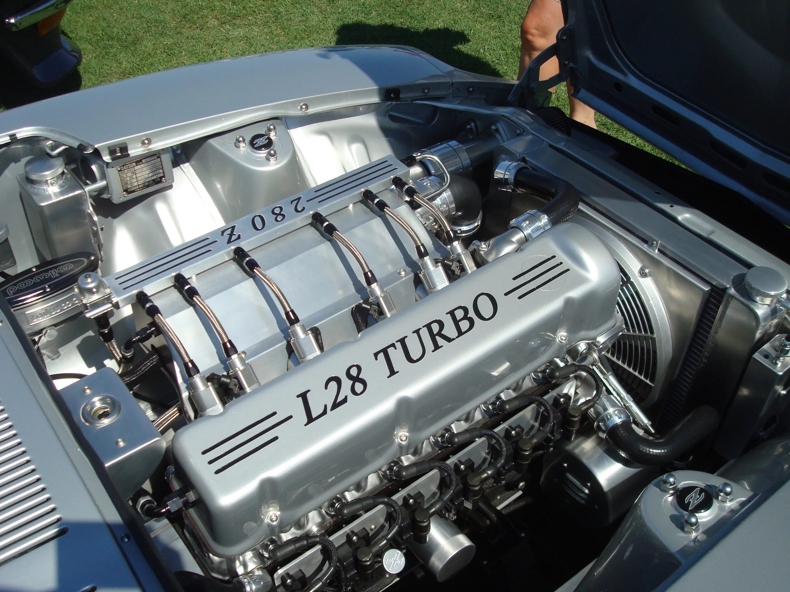Шевроле 1.3 турбо. Nissan l28 Turbo. L28 Twin Turbo 3.1. Nissan l28 Twin Turbo. Nissan l28 engine.