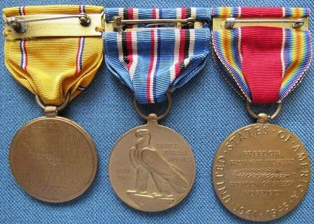 4 medals. Медаль «за американскую кампанию». Медаль "за оборону Америки". Четыре медали. Медаль четырех девочек.