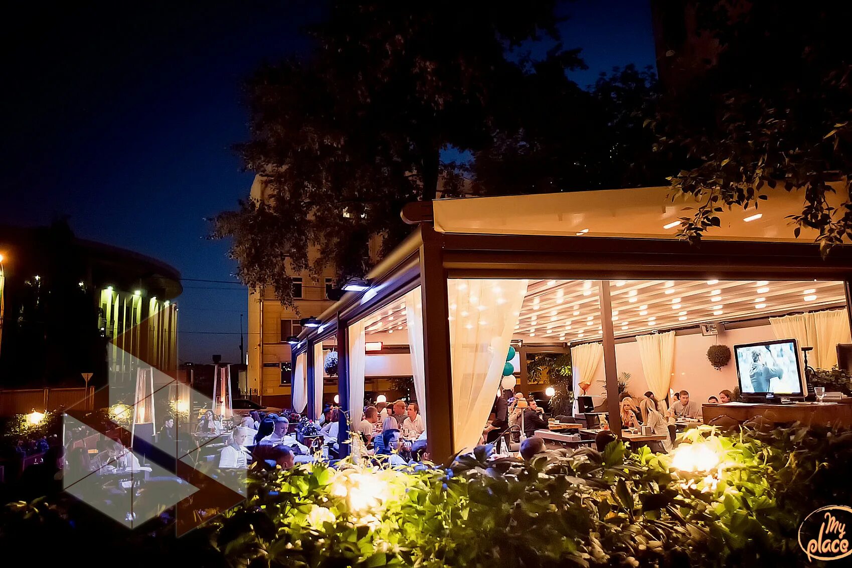 Пространство яуза ресторан. Самый красивый ресторан в мире. Ресторане place. My place щепкина 42. Кафе my place саратов.