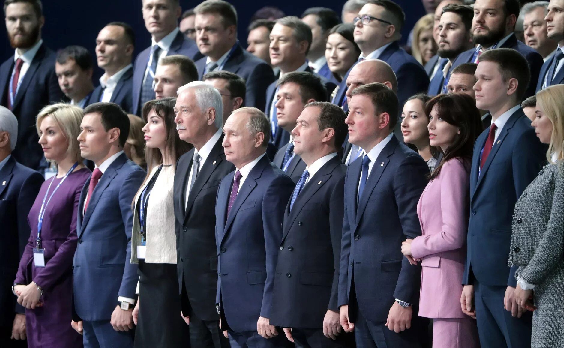 политики единой россии. справедливая россия партия. справедливая россия. партия единая россия. официальные партии.