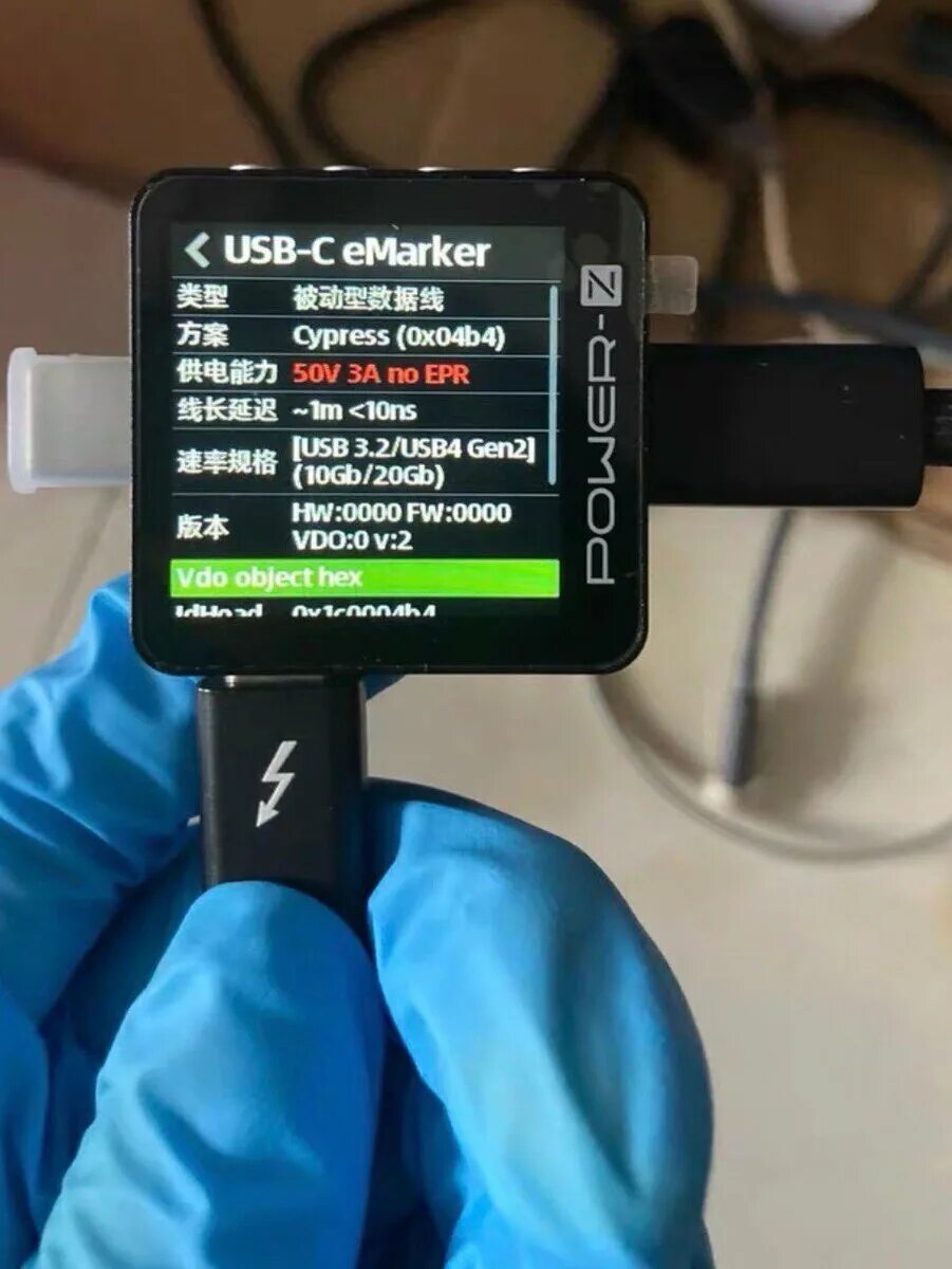 Quick charge 2. Quick charge 3. 15 pro скорость зарядки. Неоригинальная зарядка на айфон. 15 pro скорость зарядки.