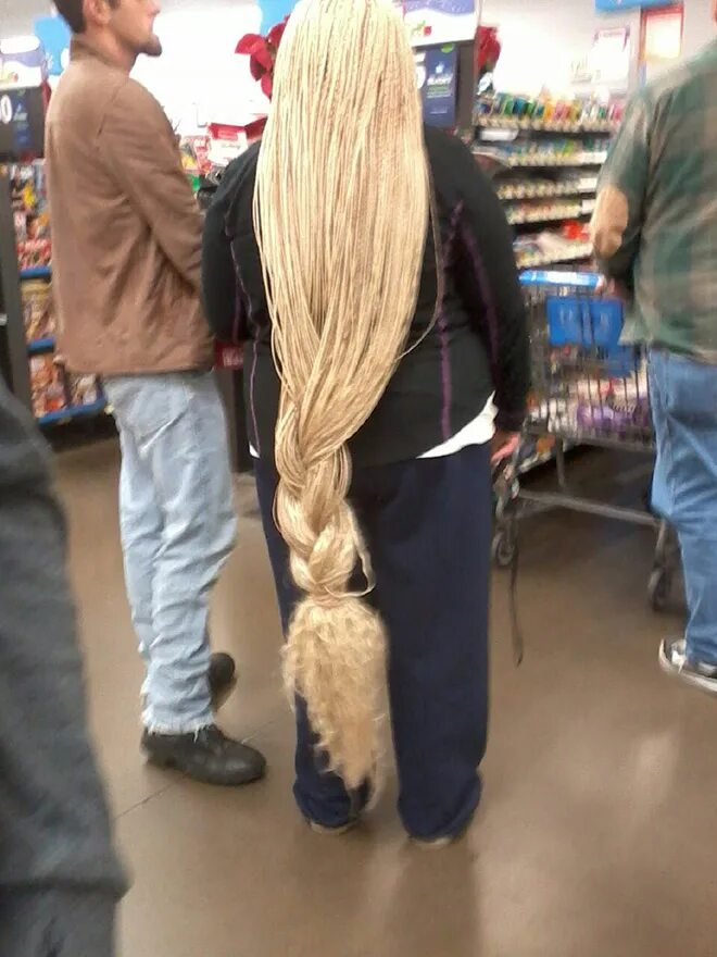 Длинные волосы. Длинные про длинные человек. Длинные про длинные человек. Самые длинные волосы в мире у девушки. Лонг хэйр рапунцель.