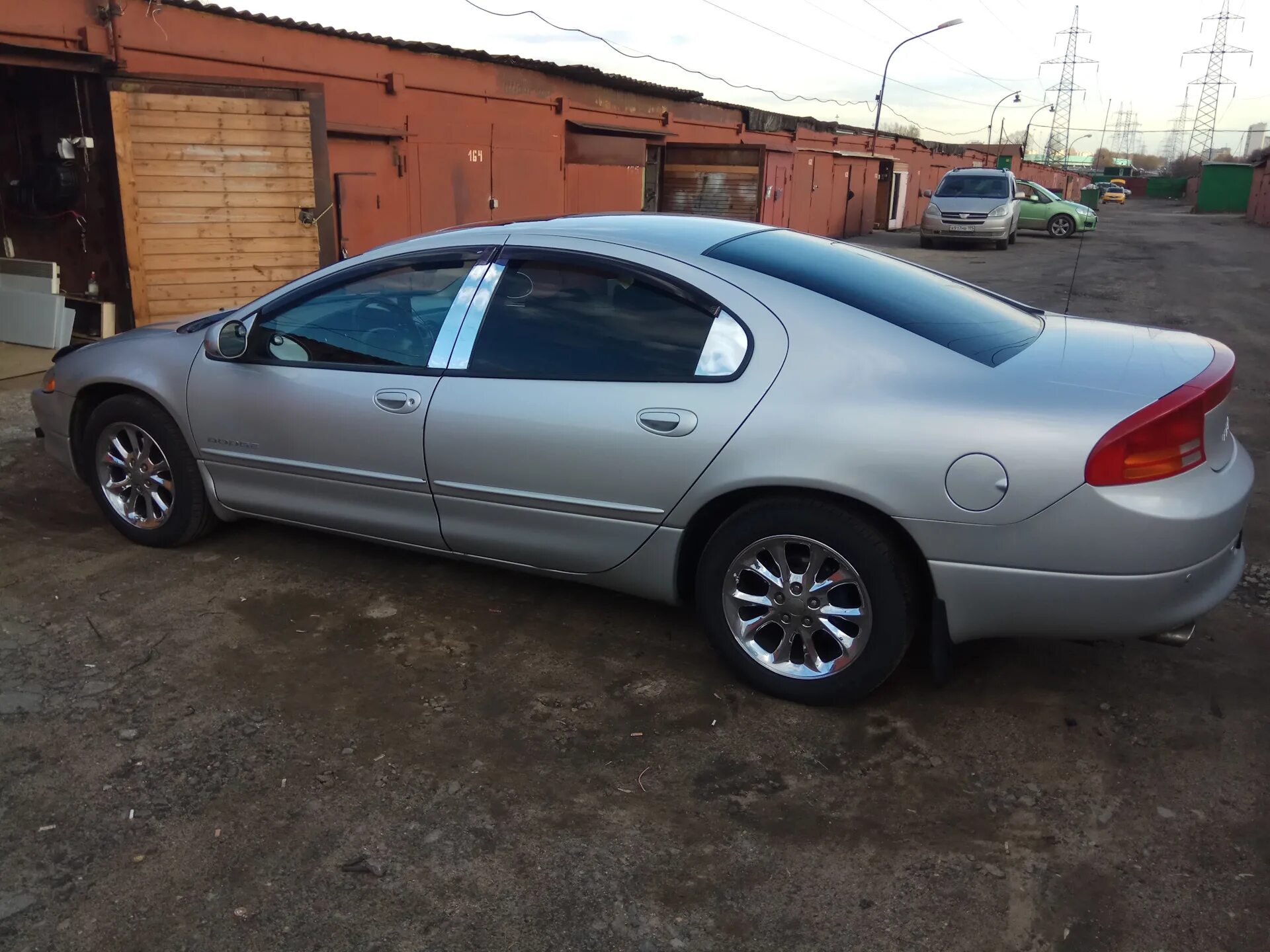 Шины додж интрепид. Додж интрепид 2002. додж интрепид 2 2.7. dodge intrepid 2. додж интрепид 2025.