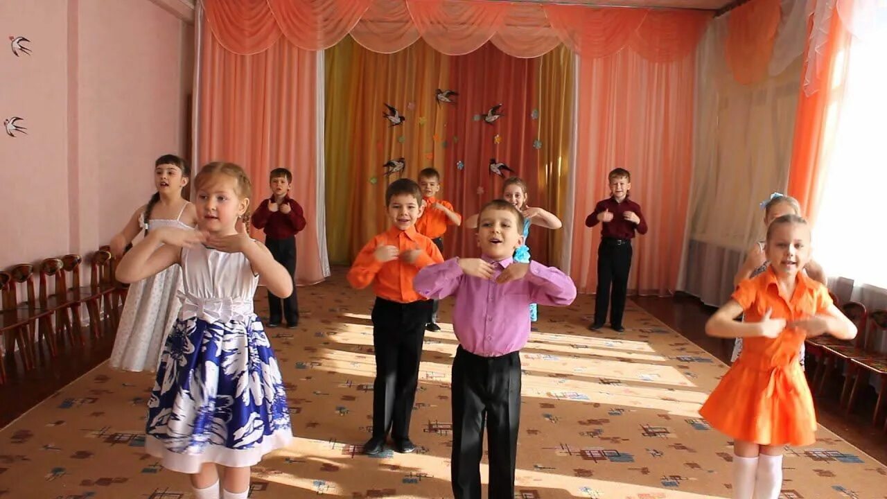 Танец мы маленькие звёзды в детском саду. Танец маленькие звезды в детском саду. Просто мы маленькие звезды танец флешмоб. Маленькие звезды танец в детском саду. Танец просто мы маленькие звезды.