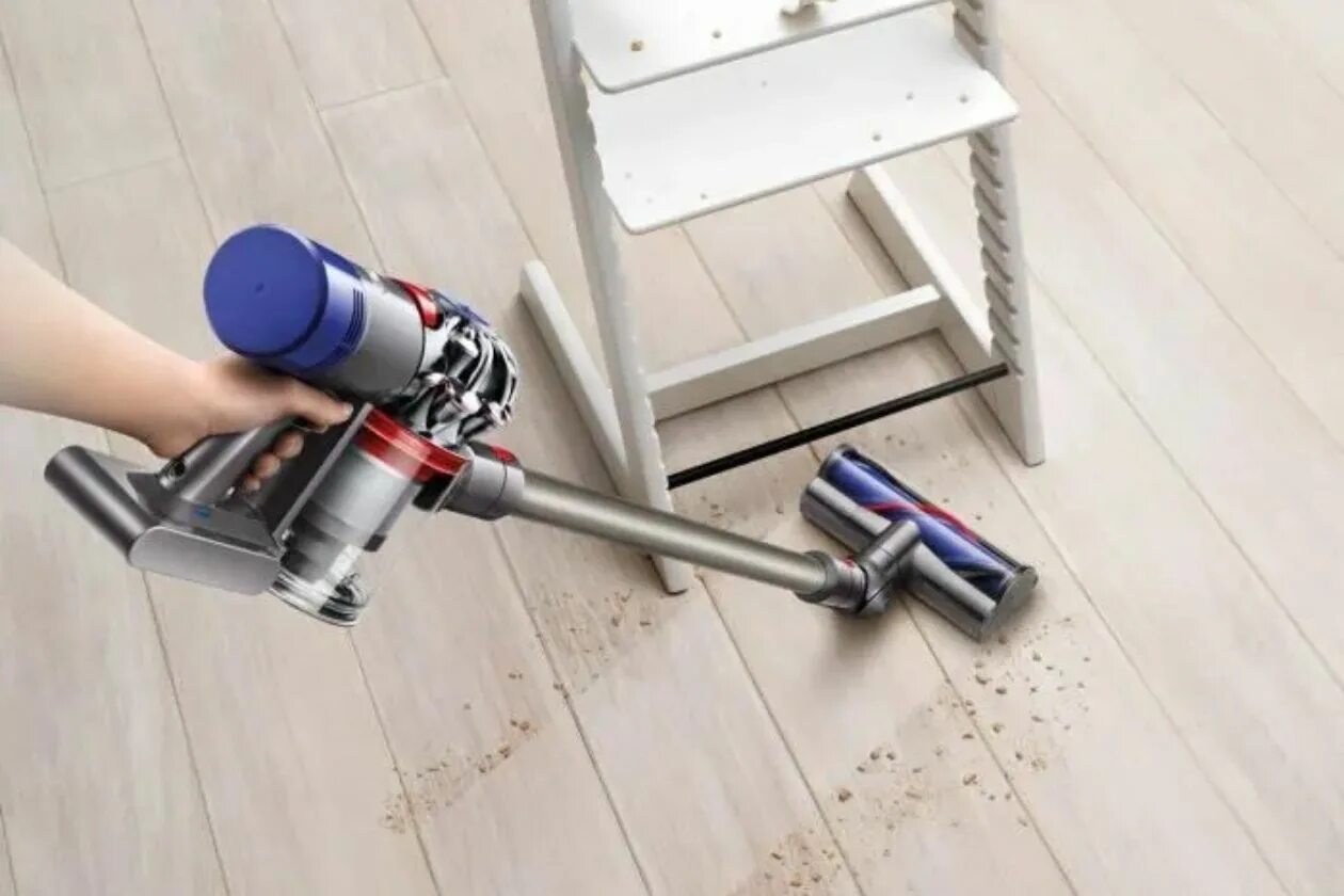 Пылесос Dyson v7. Dyson v7 animal Extra. Dyson v8 absolute Plus. Дайсон v7 Motorhead.