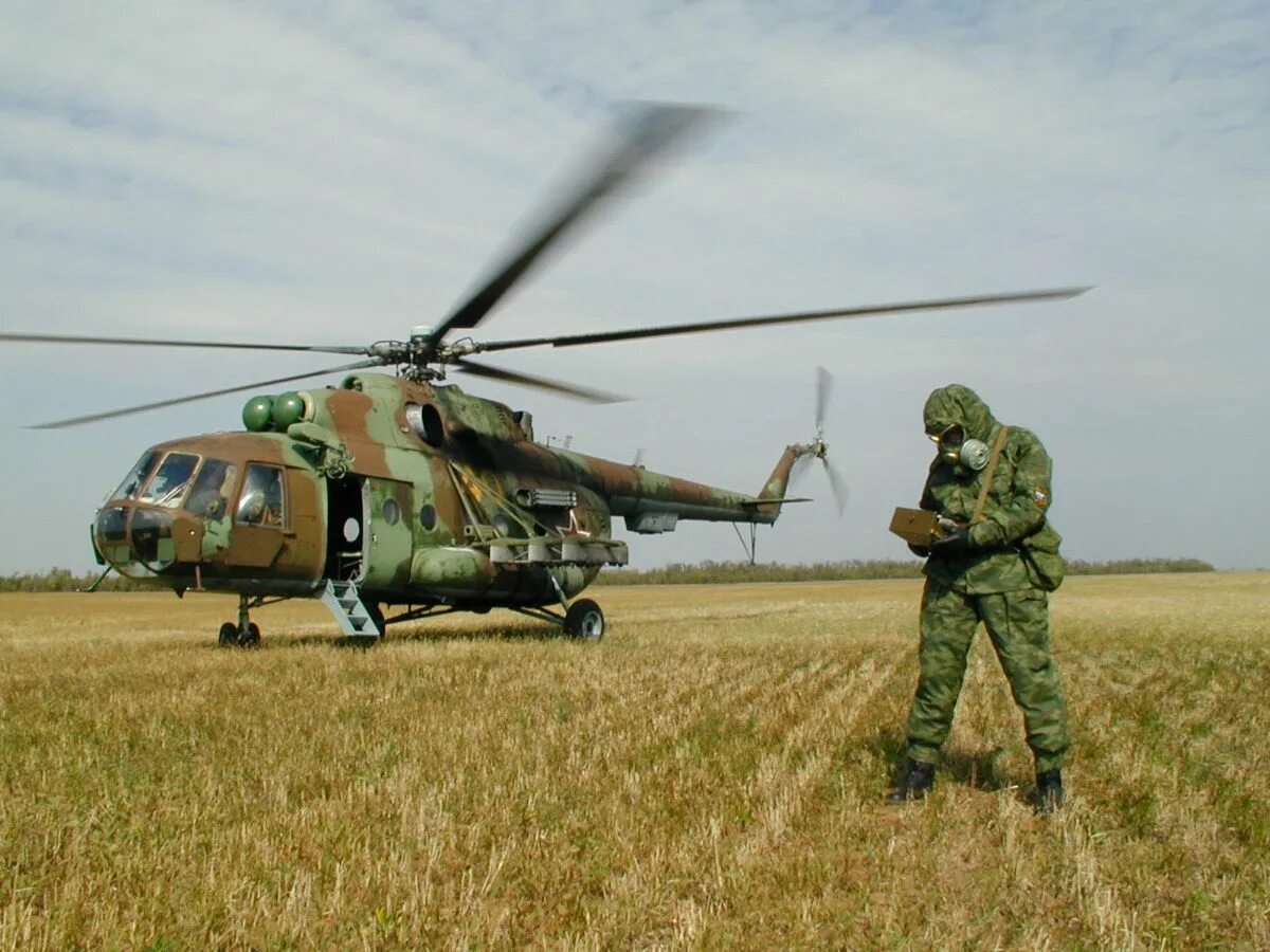 Вертолёт радиационной разведки ми 8. Ми-8 химическо биологической защиты. РХБ разведка на вертолете ми-24. Воздушная радиационная разведка.