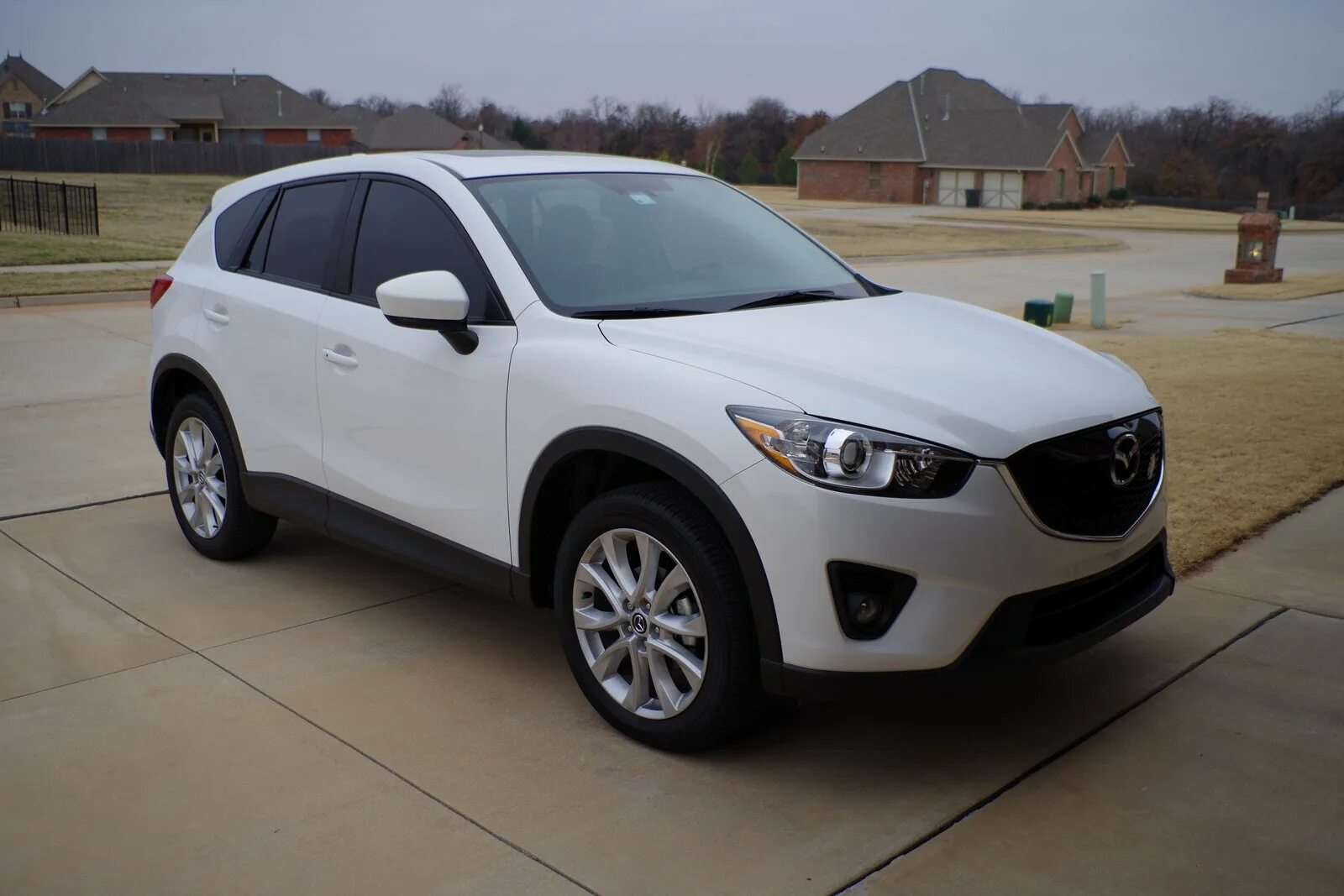 Мазда cx5 2014. Mazda CX-5 2013. Mazda CX-5 2014. Мазда cx5 2013. Mazda CX 5 2013 года.