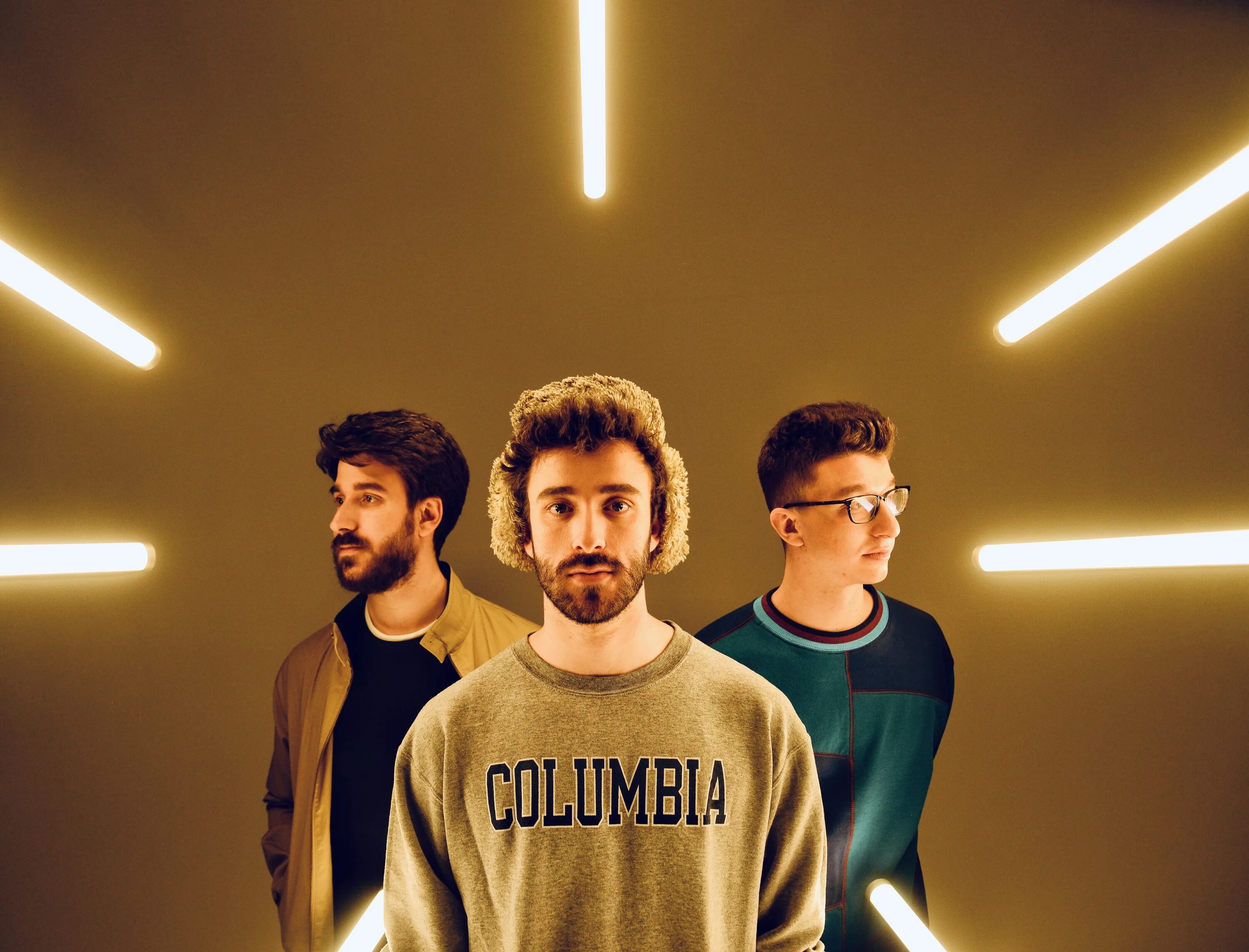 Песня world up. AJR. Группа AJR. AJR участники. AJR Джек мет.