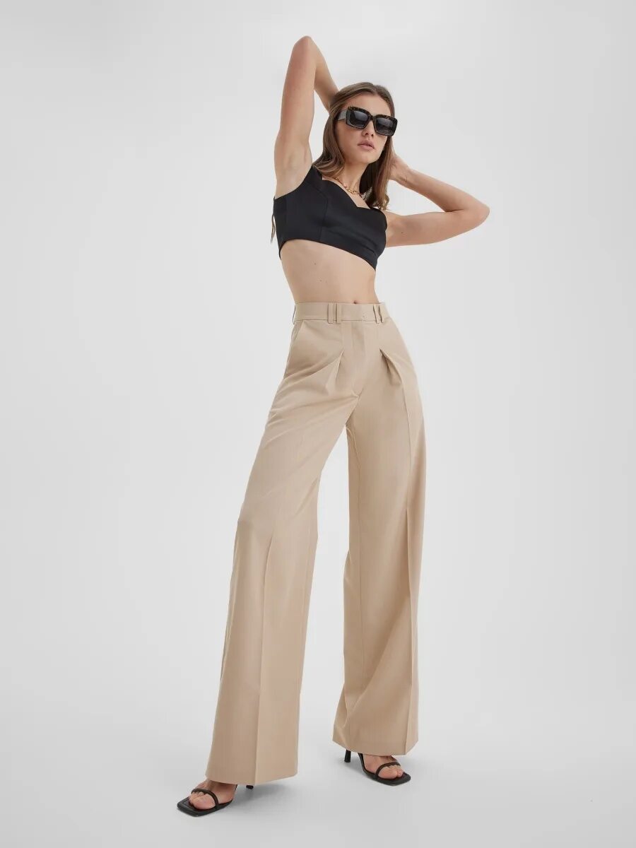 Брюки палаццо 2022-2023. Брюки палаццо лук 2020. Брюки палаццо 2024. Брюки палаццо вайлдберриз. Брюки палаццо 2024.