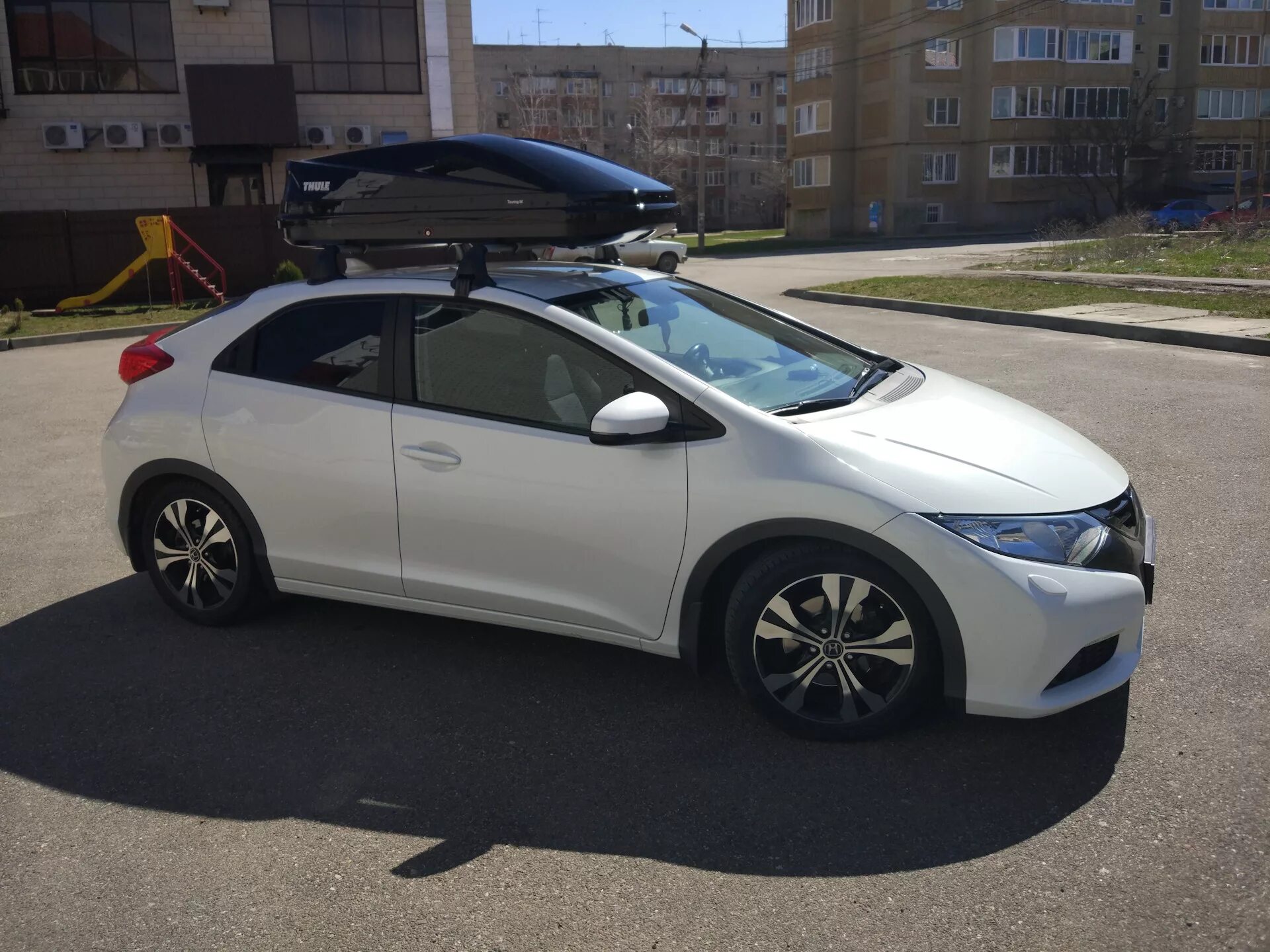 Багажник на крышу хонда цивик. Honda civic 4d 2008 багажник на крышу. Багажник на крышу хонда цивик 4д. Хонда цивик багажник на крышу. Рейлинги на хонда цивик 5д.