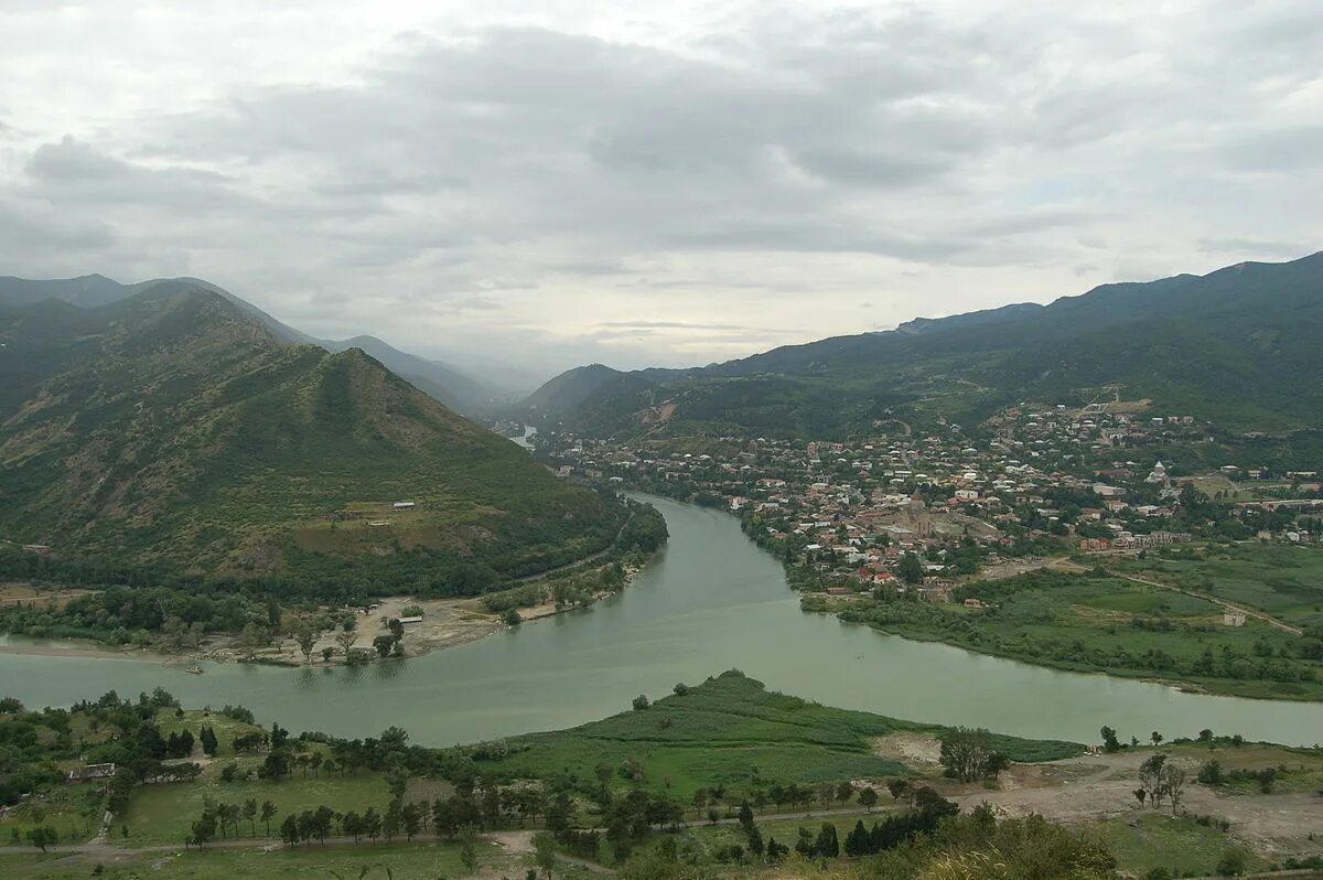 Кура грузия. Река Арагви в Грузии. Река Арагва. Река кура (Мтквари). Река кура и Арагви.