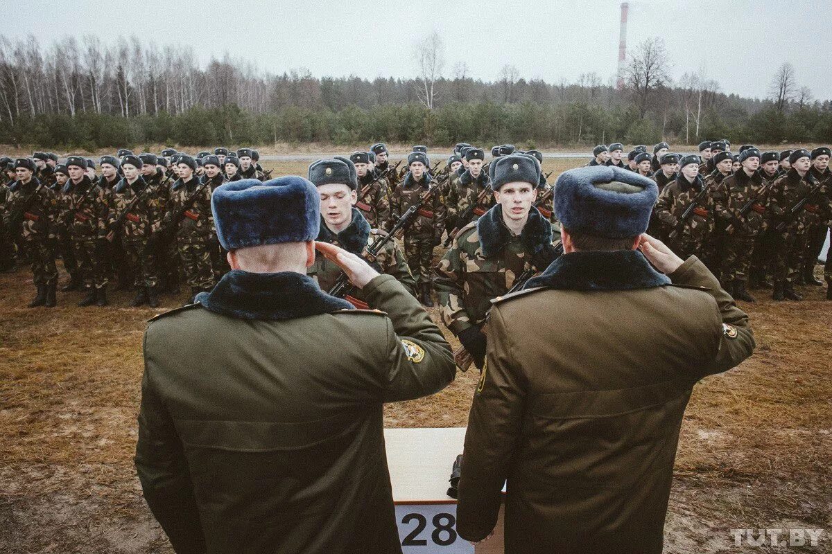 Беларусь военные сборы. Российские и Белорусские военные. Обстановка в армии. Срочники на границе с Украиной.