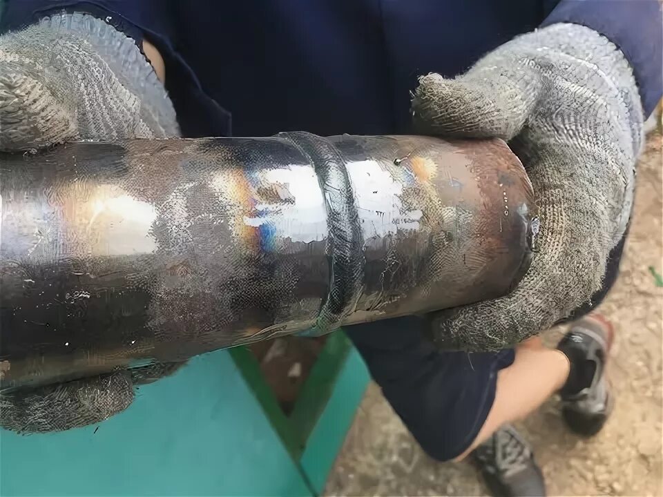 Сварка трубы 57 диаметр. Сварка корня шва труба 1200 мм. Сварка электродом труб 500. Сварка трубы электродом 3 мм. Сварка трубы 25 мм к 15мм.