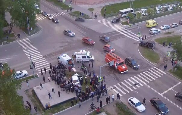 Какое чп произошло сегодня. Авария в Нижневартовске вчера. Вчерашние ДТП Нижневартовск. Авария ДТП Нижневартовск.