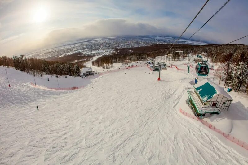 горный воздух 1960. южно-сахалинск горнолыжный курорт горный воздух. солнечная долина горнолыжный курорт миасс. горнолыжные трассы солнце и чистый горный воздух. горный воздух сахалин.