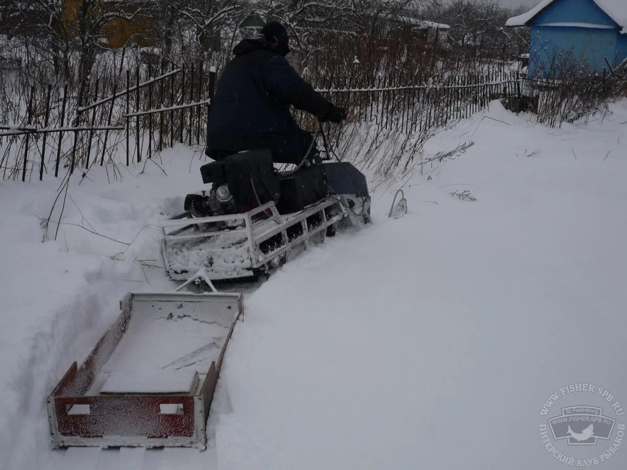 Купить снегоход рыбак. Гусеница снегохода Рыбак 2м. Снегоход Рыбак 2мт производитель. Миниснегоход Рыбак 2мр. Гусянка для снегохода Рыбак 2м.