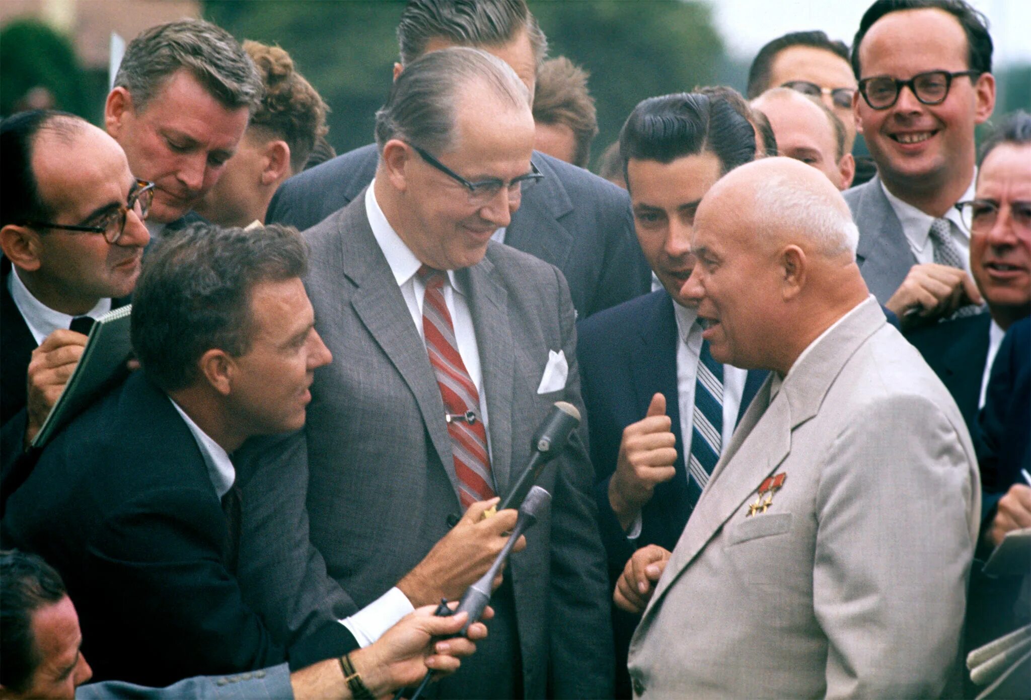 Приезд в сша. Визит Хрущева в США. Хрущёв в США 1959. Визит Хрущева в США 1959. Визит Никиты Хрущева в США.