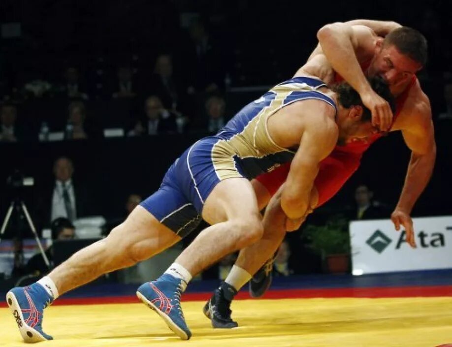 Абдулрашид садулаев телосложение. Вольная борьба казахстан. Вольная борьба олимпиада. Кунтарев сергей. Вольная борьба вид спорта заключающийся в единоборстве.