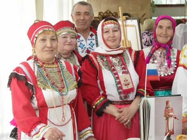 Культура пензенского края 18 века презентация. Язык и культура пензенского края. Язык и культура пензенского края. Культура пензенского края в 17 веке. Культура в 14 15 веках пензенского края.