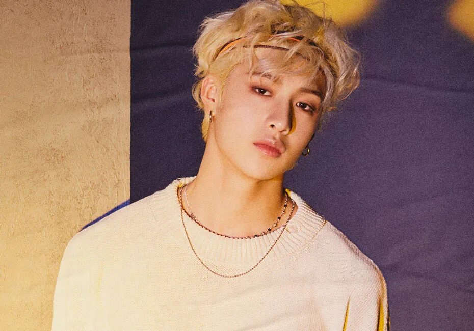 Банчан стрэй. Stray Kids бан Чан. Бан Чан 2021. Бан Чан Stray Kids блондин. Bang chan red