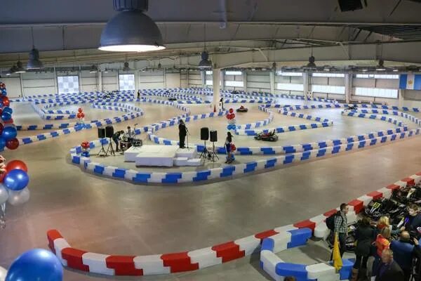 Автодром ульяновск картинг. Картхолл олимпийский просп 6а отзывы. Картодром ульяновск. Картинг ростов открытый. Фото картхолл.