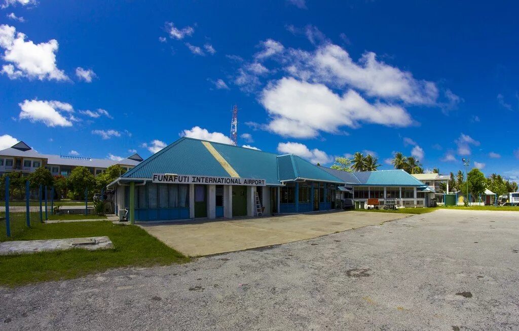 Фунафути столица какого. Тувалу фунафути. столица тувалу – город фунафути. морской заповедник фунафути. тувалу аэропорт.
