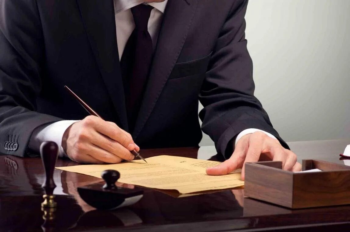 Юридические услуги время. Юридические услуги. Юрист картинки. Адвокат в суде. Юридические услуги время.