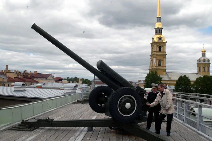 Во сколько стреляют в петропавловской. Бастионы Петропавловской крепости.