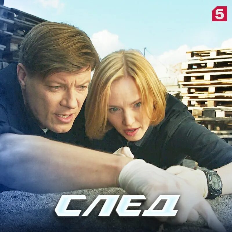 Подписка для твича. Follow us on игра. Follow 30. Follow надпись. Фейсбук дизайн.