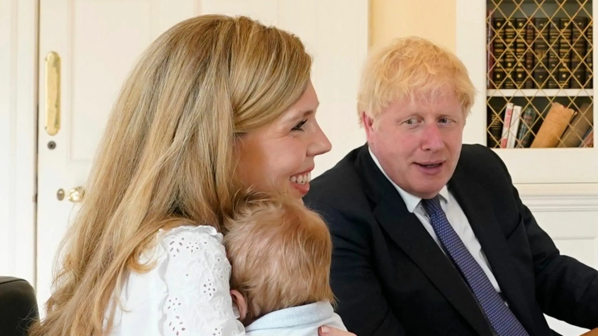 Meet Wilfred Lawrie Nicholas Johnson: Boris Johnson honors doctors who saved his