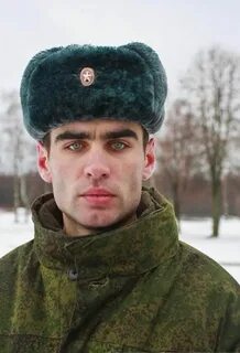 Otkinchilarning oldida yechinishadi