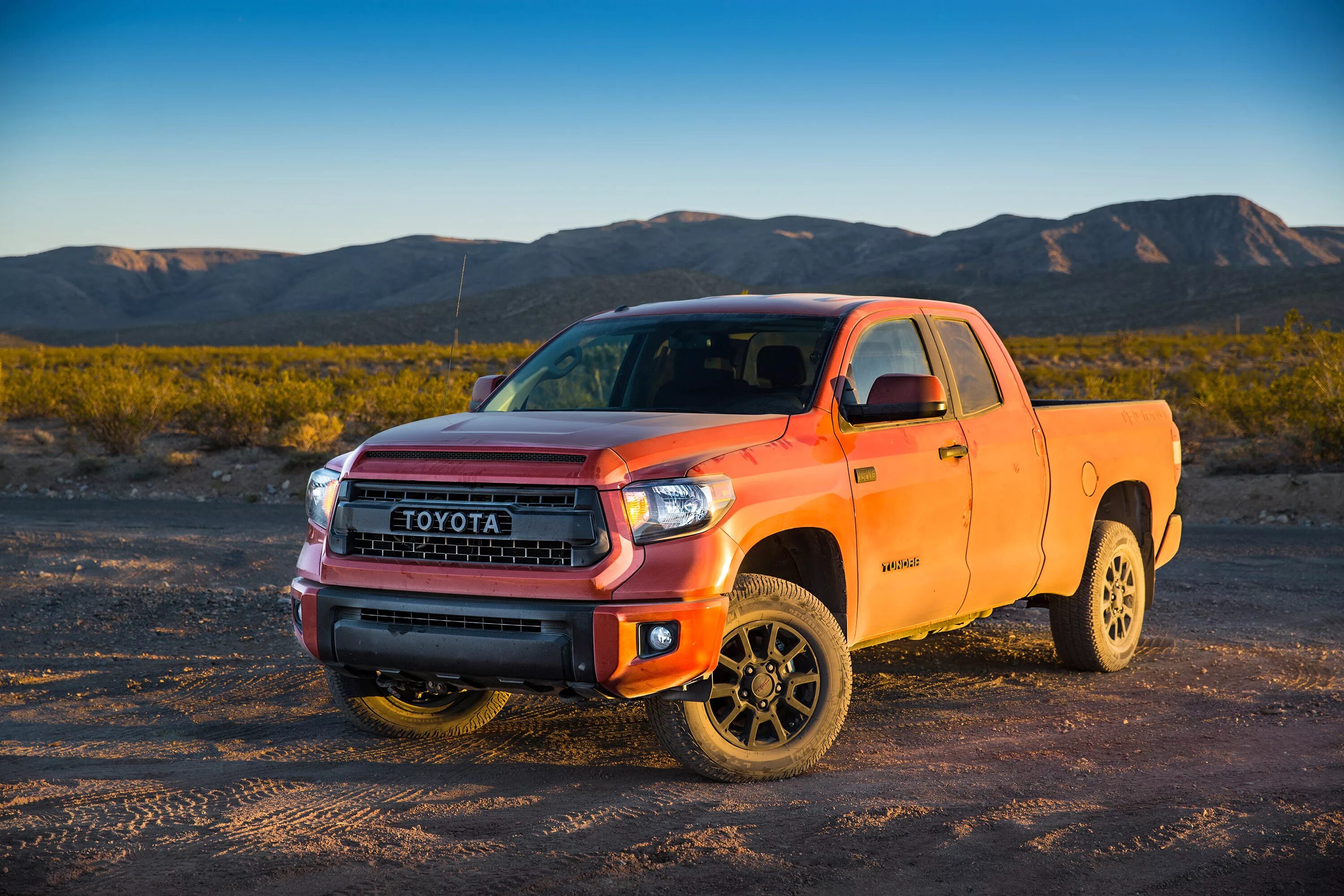 Toyota Tundra Pickup. Тойота тундра ТРД. Toyota Tundra TRD Pro. Toyota Tundra 2021. Пикап поле