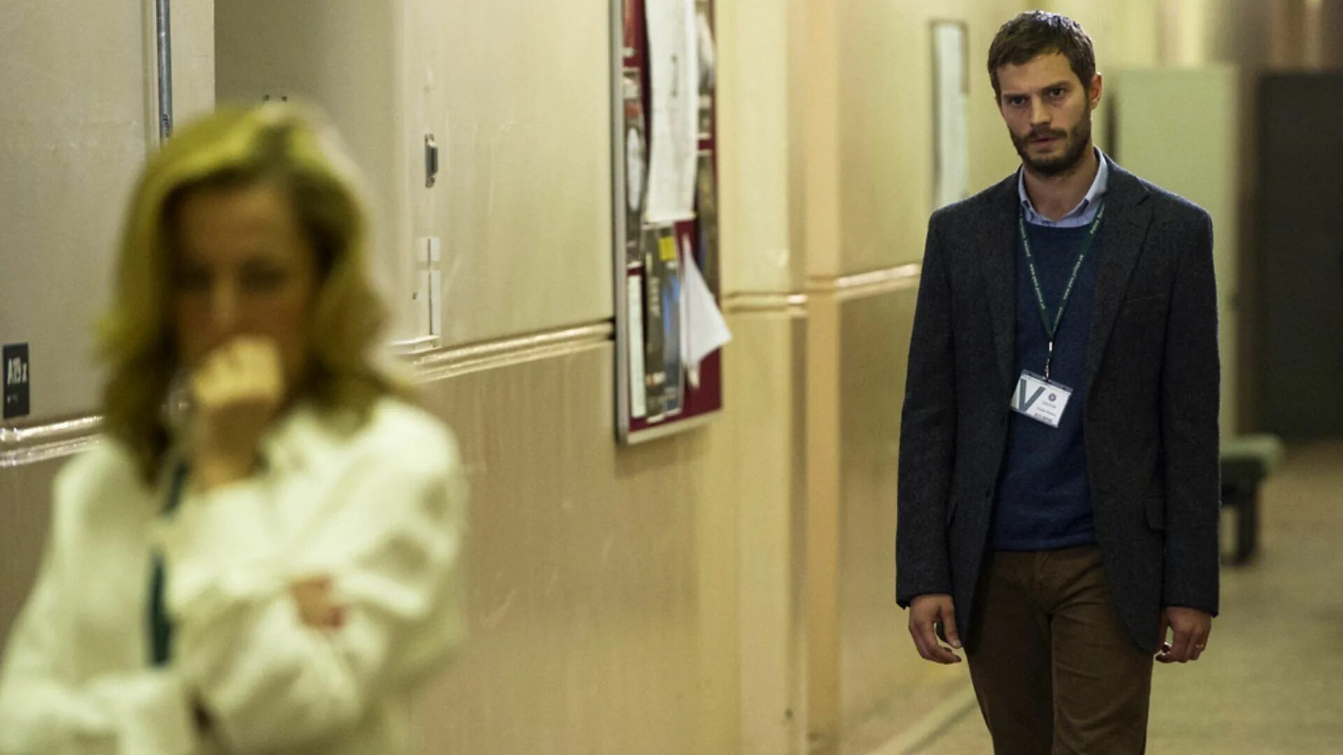 Крах сериал 2013–2016. Джейми дорнан сериал крах. Крах / the fall сериал. Крах сериал 2013–2016. Сериал крах 1 сезон 1 серия.