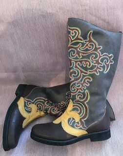 Әдемі кеуделі және үлкен түбі бар қыздардың секс фотосуреттері